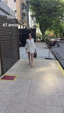 e ainda uso vestido curto simmm