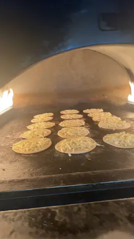 Fresh mujanat daily! Open everyday from 9am-8pm! Wide variety available everyday! Come check us out across from Mecca masjid in Willowbrook! 10s410 kingery hwy Willowbrook IL 60527! #willowbrook #fatayer🥟 #lahmacun #kubba #fresh 