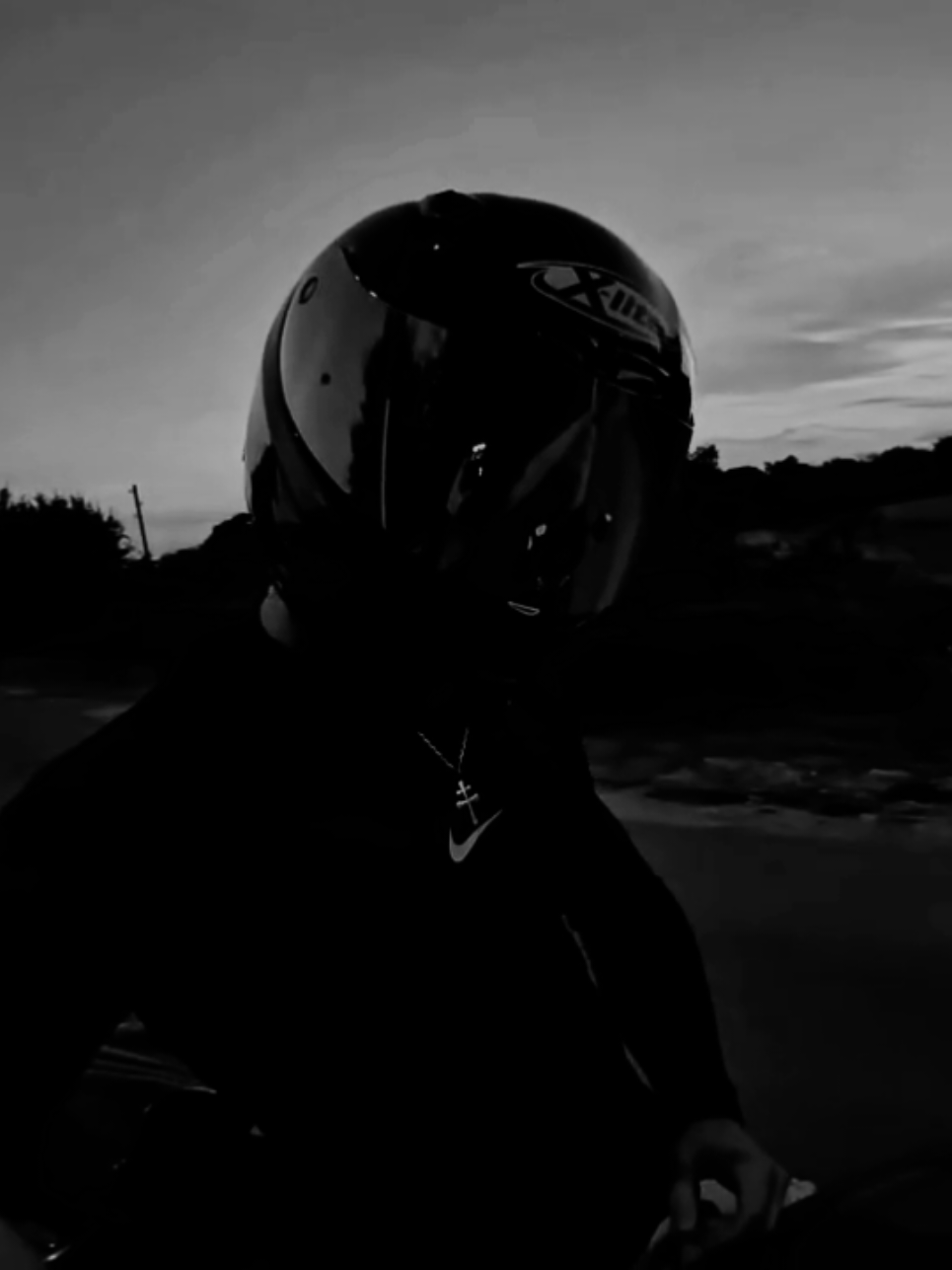 @Ʃ・ƊĪƛMØƝƊ 🥀🖤 #biker #bikelife #fyp #darkromance 