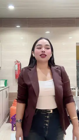 Tetep teu bisa kalem 🤣