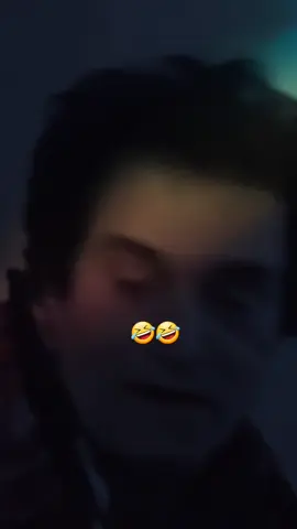 اكل تبن واقاعد بمكانك #🤣🤣🤣  #fyp #مساكم_سعادة_لاتنتهي 