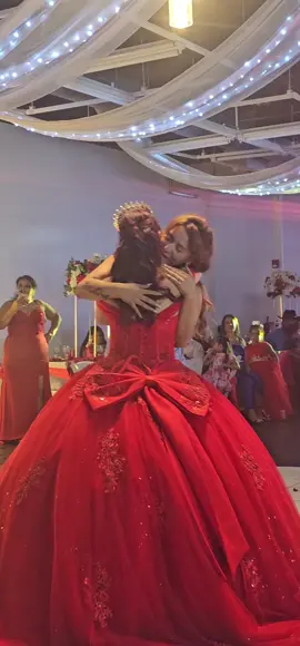 sentimiento de hermanas 😢#15años #fiesta  @Yaneth Olmedo 🦋🌻🦺 