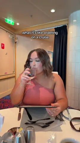 Always looking forward to this dinning experience!!!😅 #cruise #cruising #cruisehumor 