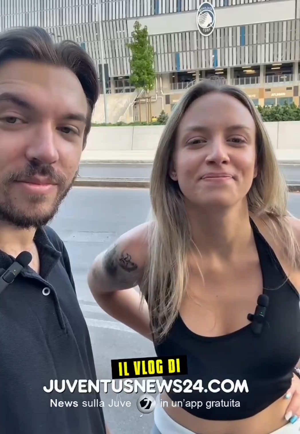 Vi portiamo con noi a Bergamo 📍🚗 Scusa @Andrea Bargione, oggi a fare compagnia al nostro @Marco Baridon c’è @Chiara Aleati 👋🏻 😂 L’avvicinamento ad #AtalantaJuve,  ultima amichevole del pre-campionato dei bianconeri ⚪️⚫️  📲 LEGGI TUTTE LE NOTIZIE SU JUVENTUSNEWS24.COM