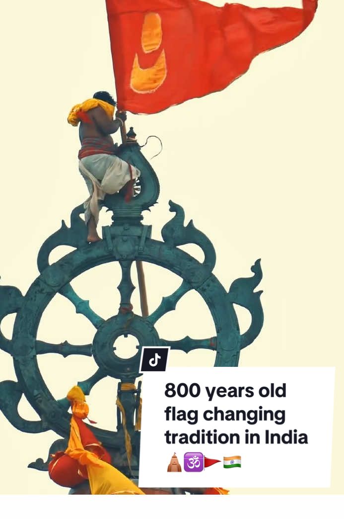 800 years old flag changing tradition on a chakra on a 214 ft tall Hindu temple called the Shree Jaganath Temple in Odisha, India 🇮🇳🚩🛕🕉️. Credit:Ayushh_clicks #india #odisha #hinduism #jaganath #fyp