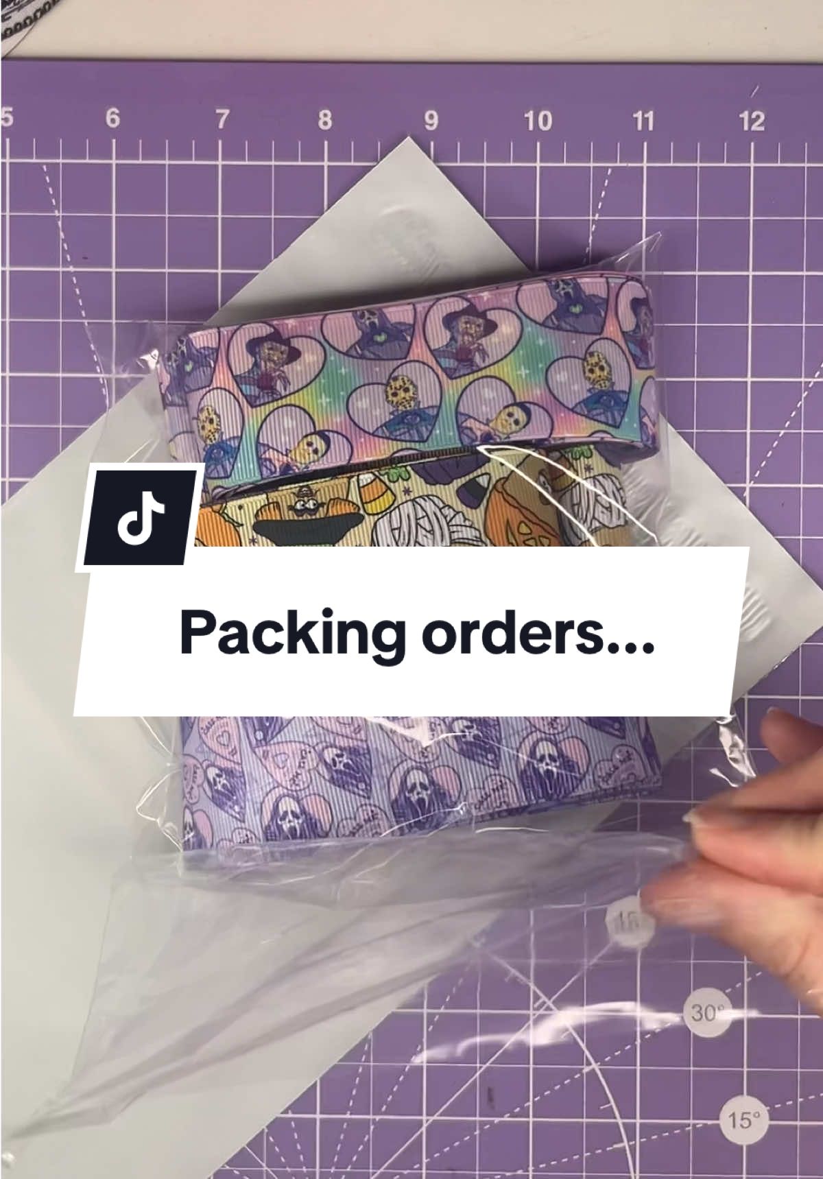 Shipped!!! #ribbon #packingorders #SmallBusiness #hairbowsdiy #ribbonhairbowtutorials 