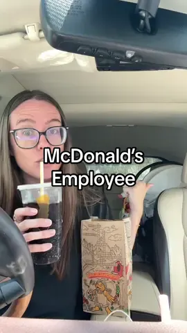 Poor guy was doing his best #mcdonalds #mcdonaldsorder #mcdonaldsdrivethru #fastfood #fastfoodworkers 