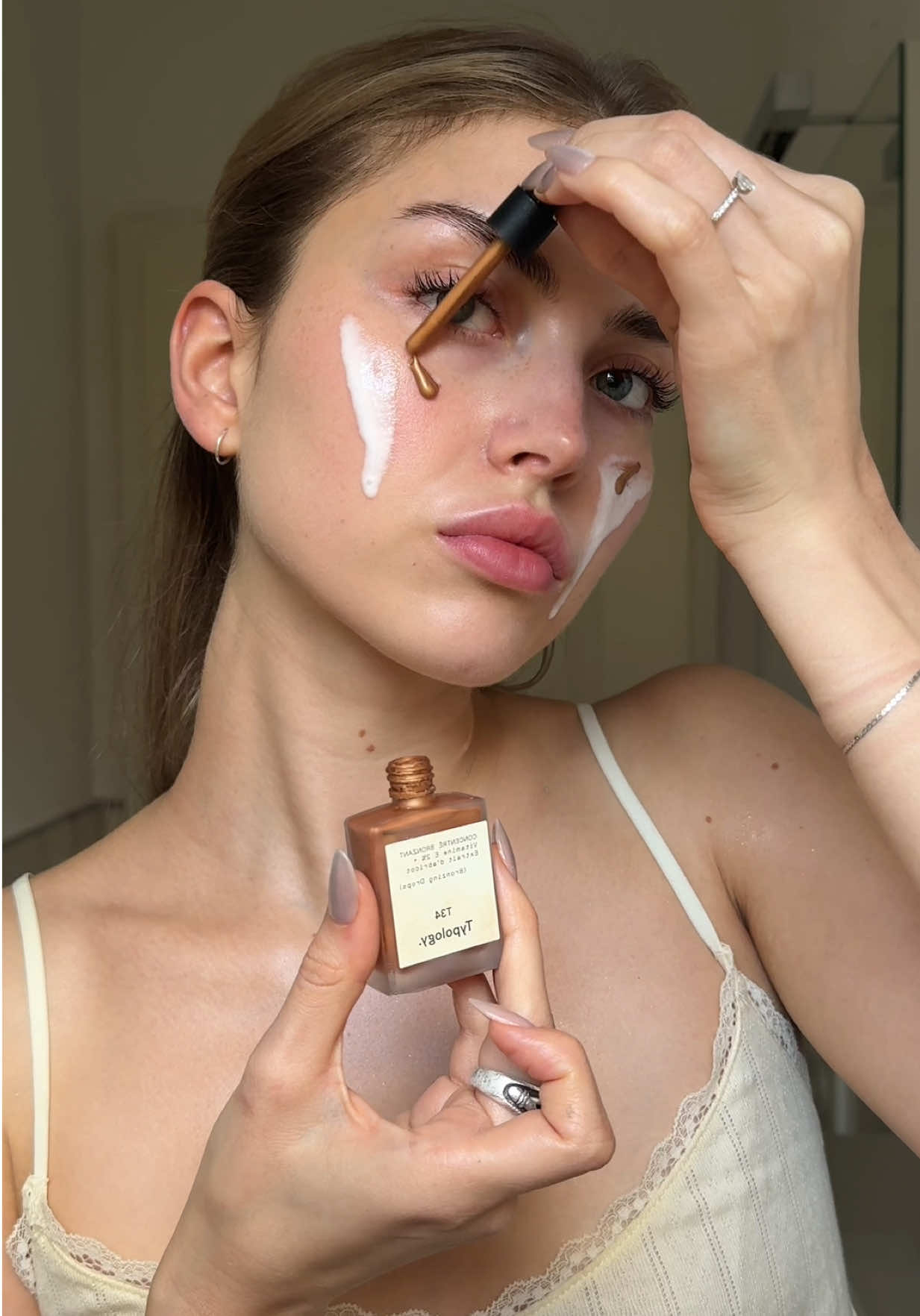 🐣#naturalmakeup #nomakeup #glowyskin 
