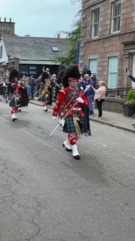 Scotland braves the elements as bagpipe bands march across the River Dee #aberdeenshirescotland #Scotland #pipe #parade #fty 