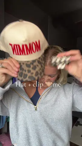This hat in every color please #tiktokshoplaborday #toppicks #momhacks #hairtutorial 