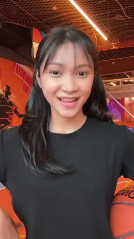 Halo semua nya, perkenalkan aku Regie dari JKT48 trainee generasi 12. Mohon dukungan nya selalu yaa, terimakasih  #JKT48Regie