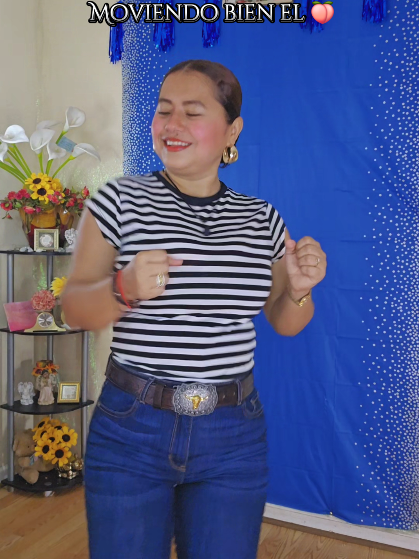Vamos a bailar bonito 👌 #cumbiadelrio #los_pikadientes_de_caborca #tiktok #2025 #Cumbia 
