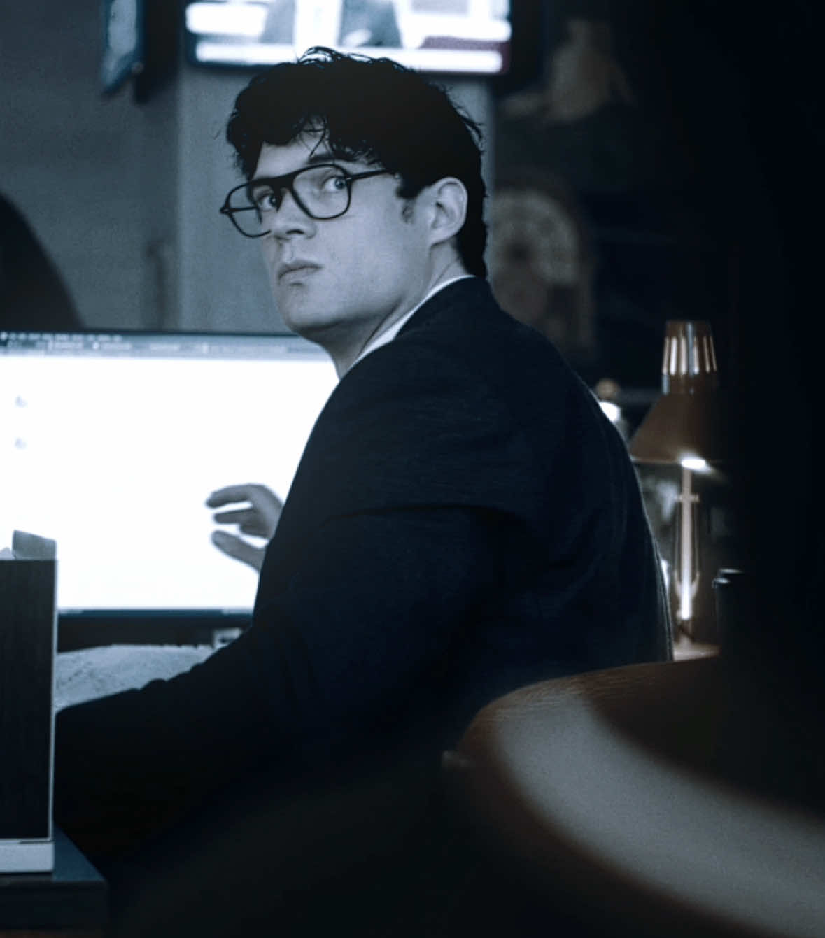 THE GLASSES + THE CURLS UGH [spc mine & fragmentpacks ac & cc mine sdt @L @lukesarrow] #davidcorenswet #clarkkent #superman #supermanedit #fyp ORIGINAL CONTENT  ALL RIGHTS TO WARNER BROS.