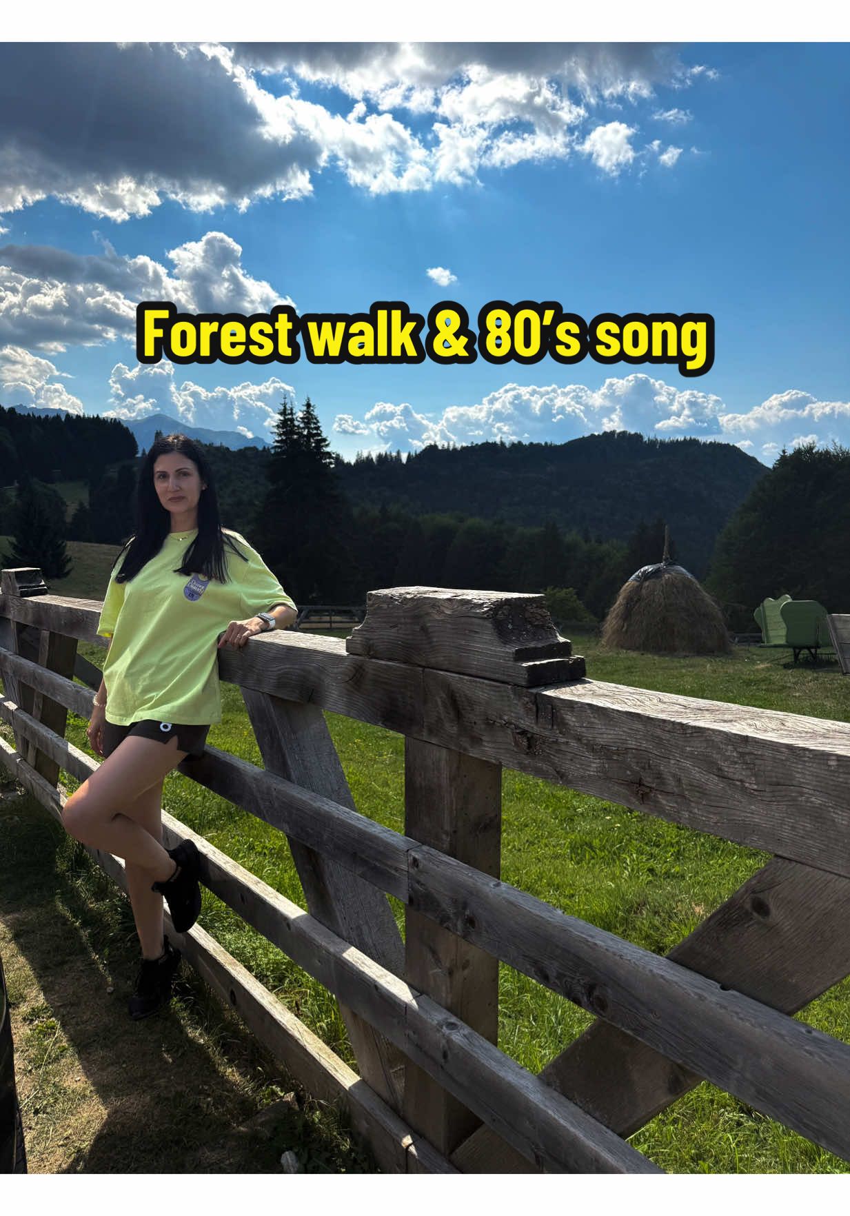 Uneori nu ai nevoie de prea mult ca să fii fericit❤️ 📍 Poiana Secuilor, Predeal, județul Brașov  . . . . ______ #mountains #goviral #romania #fyppp #foryoupagе 