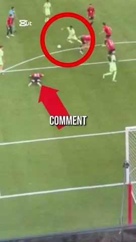 L’arbitre n’aurait du jamais accepter ce but#footballtiktok #barcelona #mallorca #ferrantorres #but 