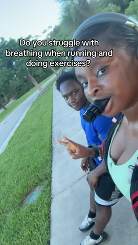If you struggle with breathing while exercising you need this breathing mouth piece it help me how to control my breathing when I’m running and exercising 10/10👌🏾 #runningjourney #lungresistancetrainer #lungflexer #GymTok #BreathingExercise 
