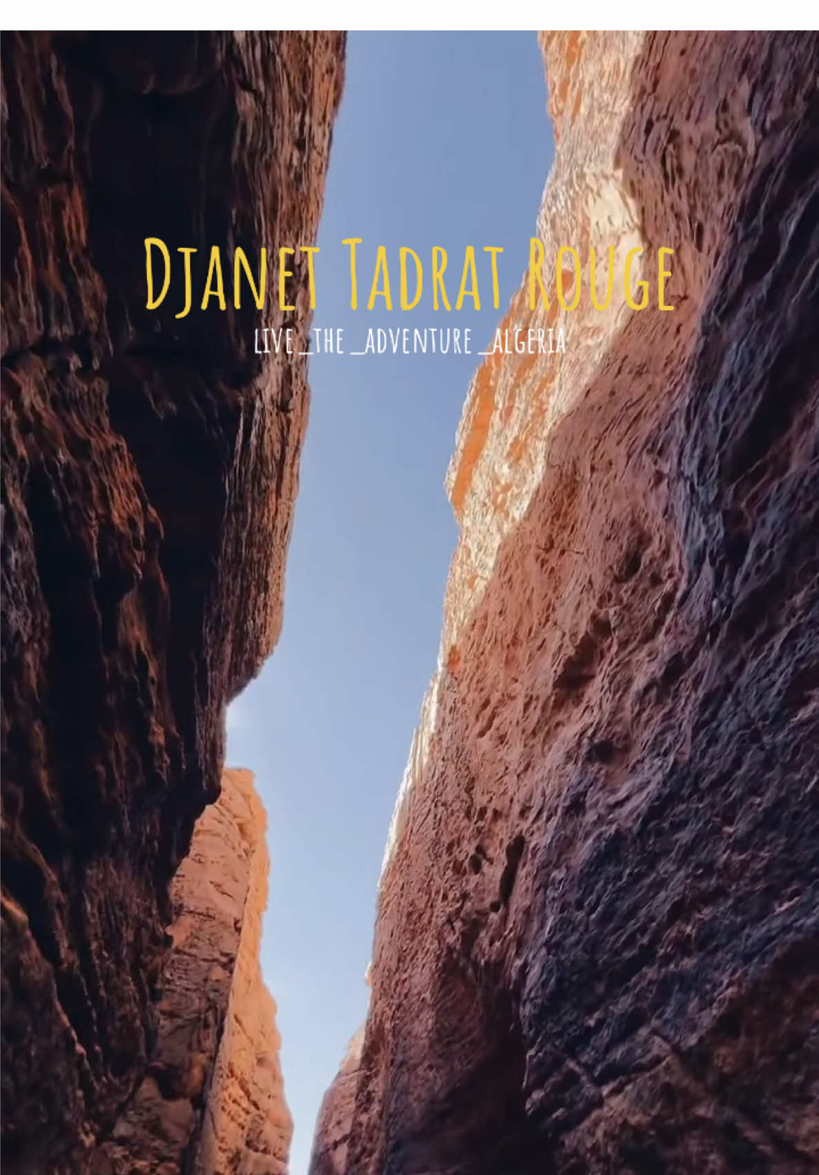 LE SAHARA , UN DÉSERT D’UNE BEAUTÉ INTEMPORELLE, OÙ LES PIERRES SECRETS DU PASSÉ E T OÙ CHAQUE DUNE RACONTE UNE HISTOIRE MILLÉNAIRE✨ . #livetheadventurealgeria #algeria #nature #voyage #djanet  