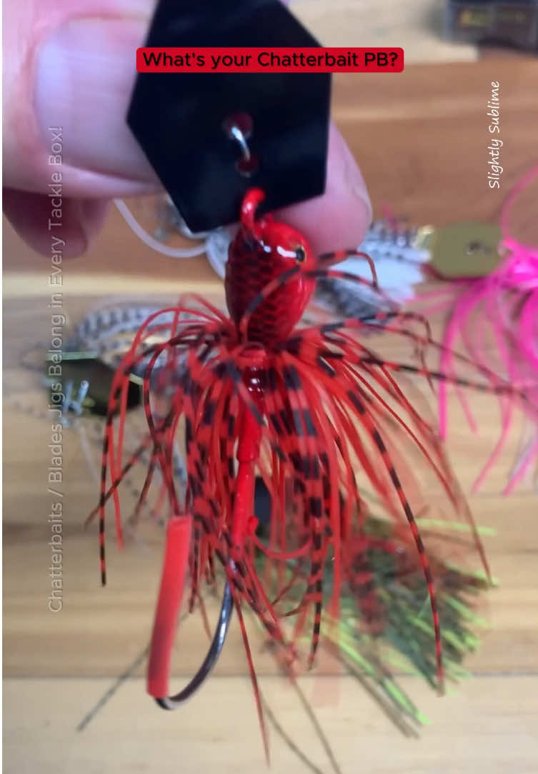 5 for that price… I couldn’t resist! The small mouth bass are gonna love this red one!🤝 Nice color selection on these bladed jigs aka chatterbaits! Chatterbait PB incoming!✊ #fishing #fishinglure #chatterbait #bladedjig #bassfishing 