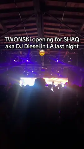 Shoutout @Brownies & Lemonade thanks for havin me 🤘🤘 #shaq #rave 