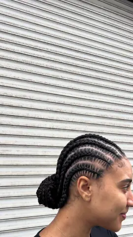 Cornows braids 🌸 📍Lille, Paris  #braids #braidsqueen #coiffurefacile #coiffurelille #coiffureparis #mybraid_lille 