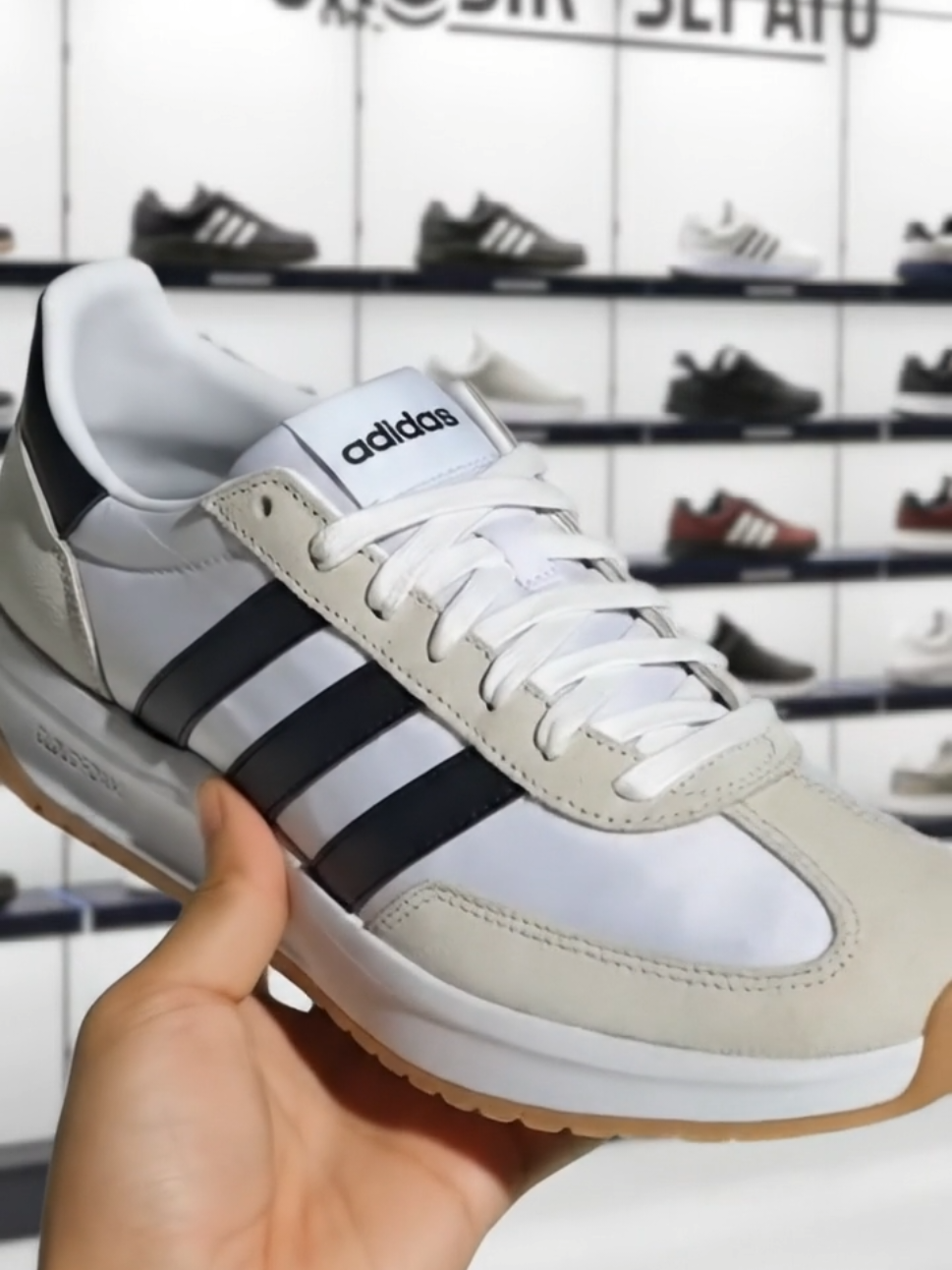 adidas Lifestyle RUN 70s 2.0 Shoes Men White IH8584 #adidas #Lifestyle #RUN #70s  #Shoes 