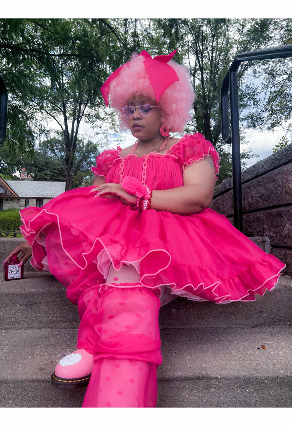 Happy Birthday me 💕 it’s Jadedisland Day ~ However, if pink is just not your vibe, there are other ways to use your time today. You can keep an eye out for pink moments in your day-to-day life this weekend. You can continue reading work by diverse authors. I would also encourage you to consider donating to local charities and supporting your community. To me, that embodies the best pink energy—to celebrate in ways that matter to the core of who I am today. Don’t be afraid to talk about it. Don’t be afraid to protect your boundaries. Don’t be afraid to chase joy unapologetically. Being authentically you is the best way to celebrate Jadedisland day. Outfit: @melikestea  #pinkaesthetic #kawaiigirl #lovecore #softglam 