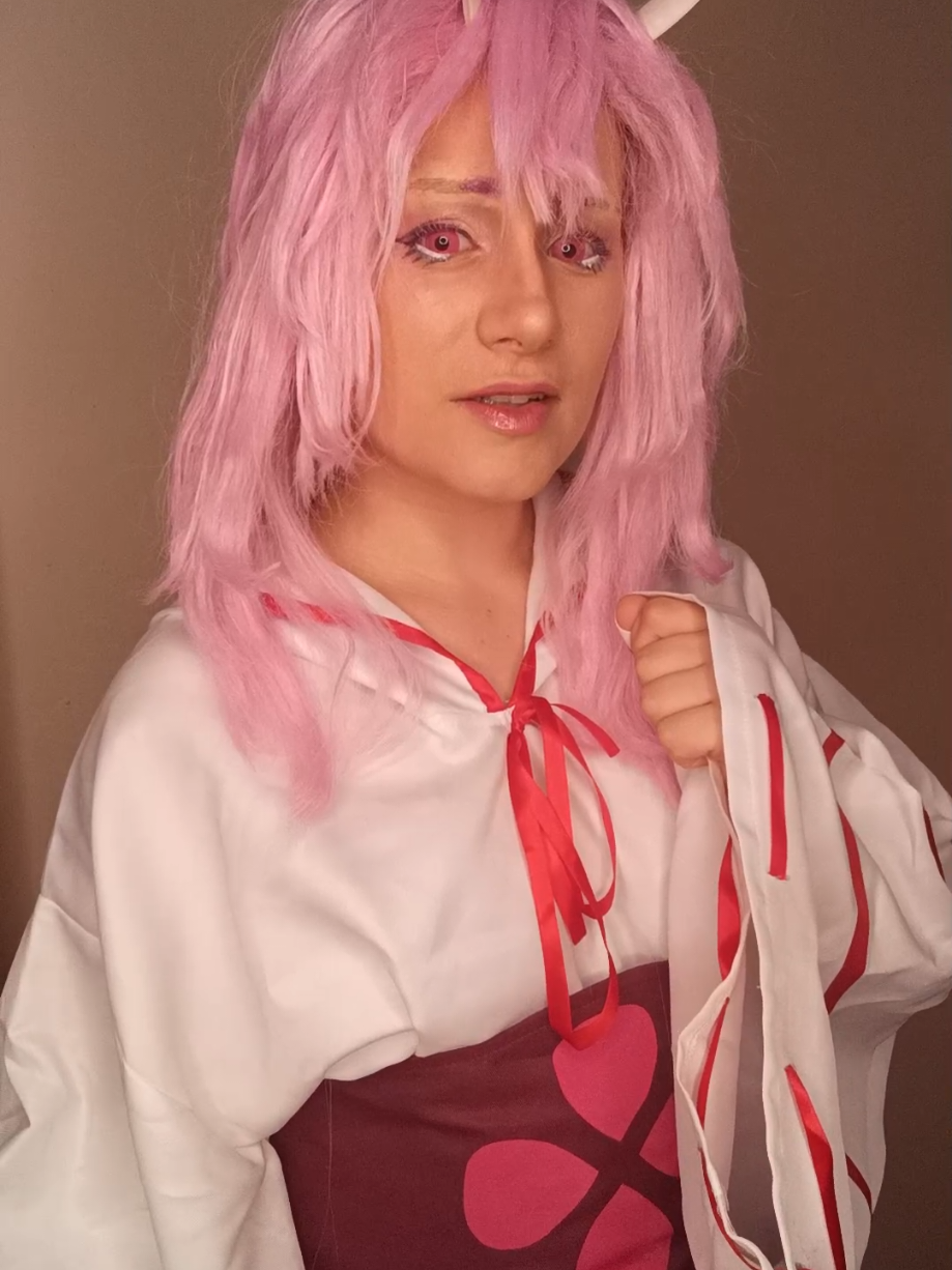 Who would Shuna be talking to? my bet is on Shione. #thattimeigotreincarnatedasaslime #shunacosplay #shunaslime 