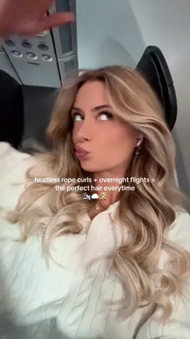 heatless rope is linked (comes w a bonnet & a bunch of other stuff) 🛩️💆🏼‍♀️ #overnightheatlesscurls #travelessentials #tiktokshopcreatorpicks #easyhairstyles #blowouthair 