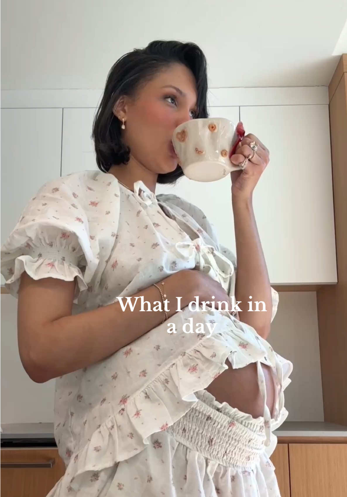 what’s your go-to drink!? 🧃 #EasyRecipe #fypシ #beverage #drinks #pregnant 
