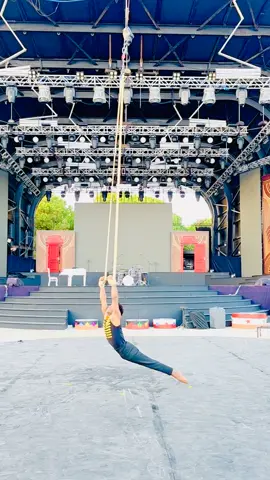 #sinte circus #Aeriyal Estrap act #circus shewaribit #ethiopian_tik_tok🇪🇹🇪🇹🇪🇹🇪🇹 #viral video  @Natan  @Sinte circus  @Milkz-ሚልክዝ @Tomas cir 