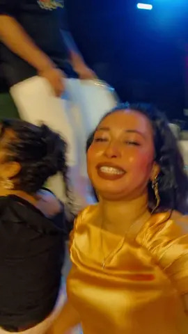 💃💛💛💛