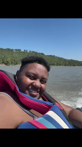 Enjoying the lake #oklahoma #over30 #15kandbeyond #oklahomamomtok #lakeday 