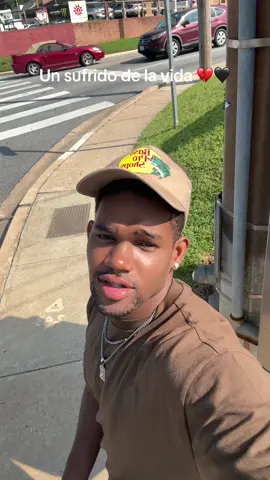 El negro salió un poco para la calle #elsobrino 