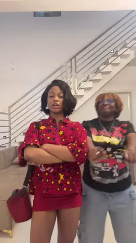 a likkle fit check before heading out to a rave 😂 @Gunna 
