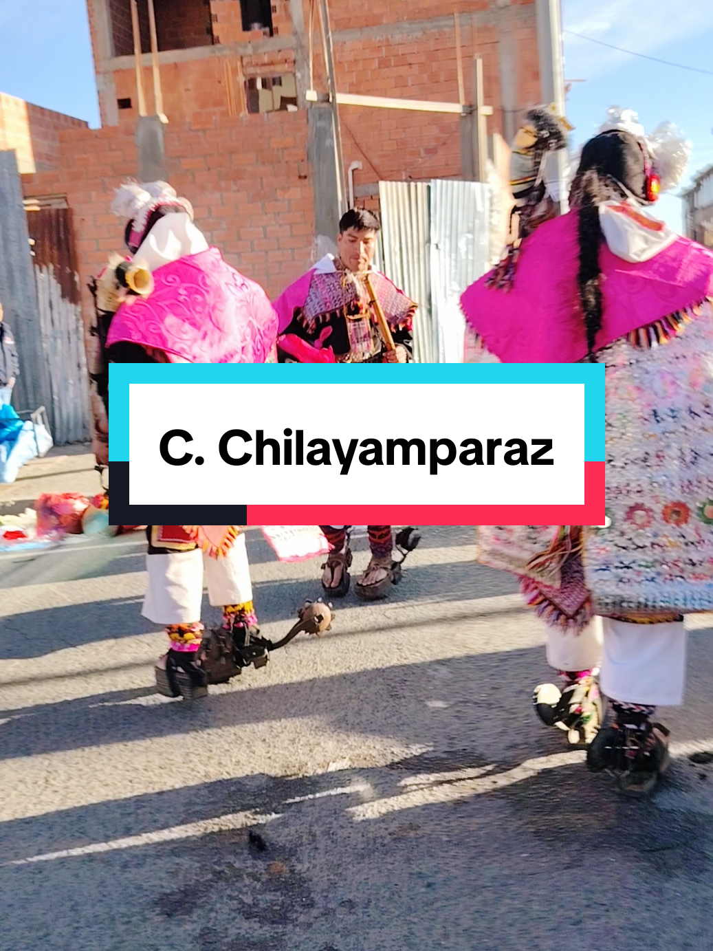 #bolivia🇧🇴tiktok🇧🇴👌viral #folkloreboliviano❤️💛💚 #guerrerosyamparaz #chilayamparaz #tatasantiago 