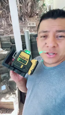 Láser para el trabajo #videos #tiktok #tiktokshoop #tools #dewalt 