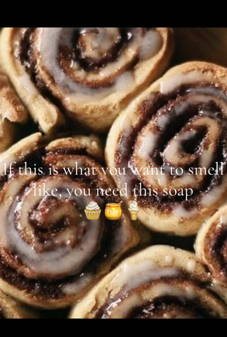 It smells like a cinnamon wrapped in a vanilla cupcake on a fall day! It’s also so moisturizing 🧁 #showertok #bodywash #CarolinaCastileSoap #castilesoap #castile          @Carolina Castile Soap 