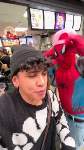 Parapapa 🕷️🕸️ ft.@el pequeño saltamontes 69 