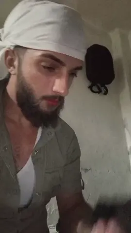 صحيح كنت ناطر هالمو كلامي من زمان بس كرامتي فوق كل شيء