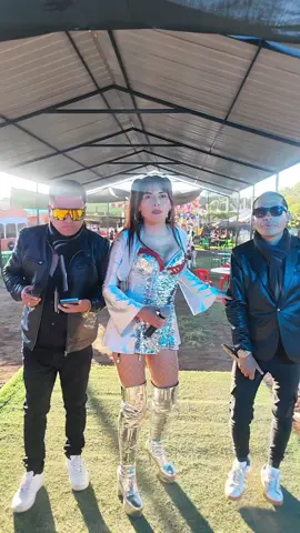 #medalithyasmir #arequipa_peru🇵🇪 #chichaperuanazape😎🇵🇪🎤🎶 #perreo 