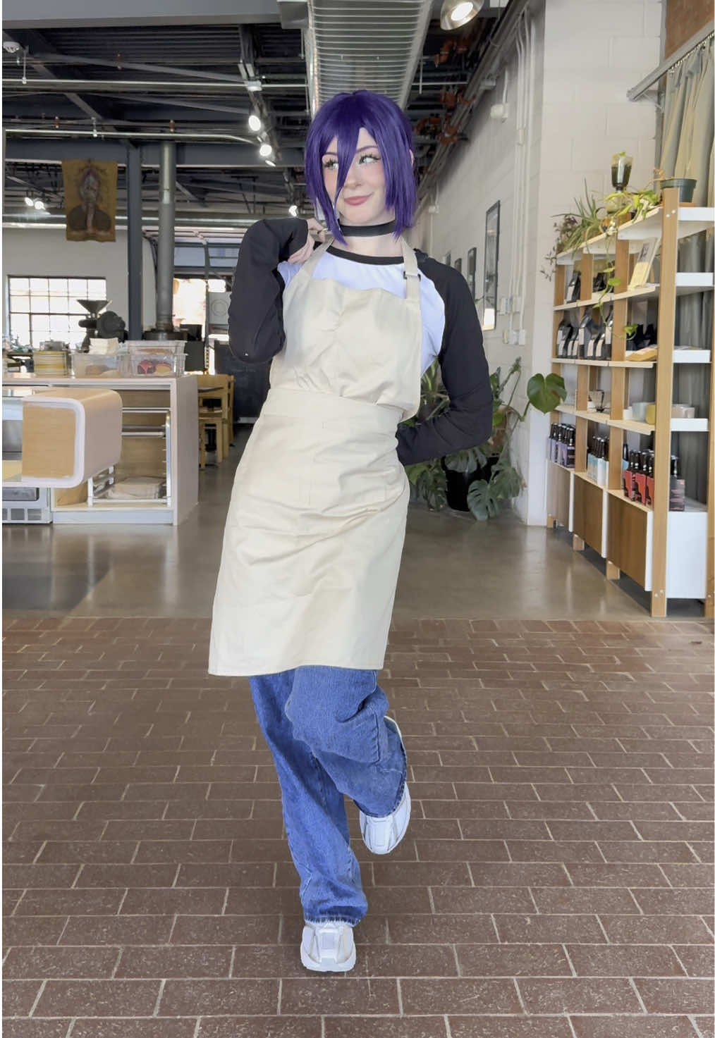 the One cafe reze vid you guys get while i gatekeep the rest until the movies out 😛 #chainsawman #csm #reze #rezecosplay #dance 