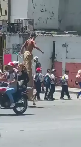jajaja lo mejor de la caída es el audio! #caida #risa #risas #divertido 