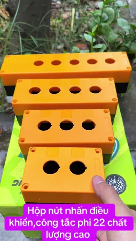 Hộp nút nhấn điều khiển,công tắc phi 22 chất lượng cao.