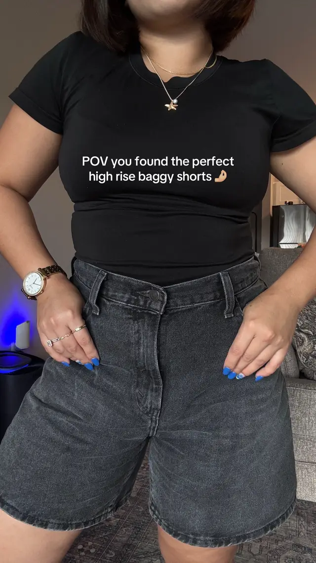 🔗 on my LTK! @Levi’s #baggyshorts #shorts #highriseshorts #levis 
