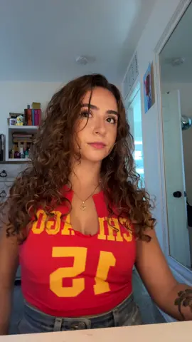 I’ll take my frizz #curlyhair 