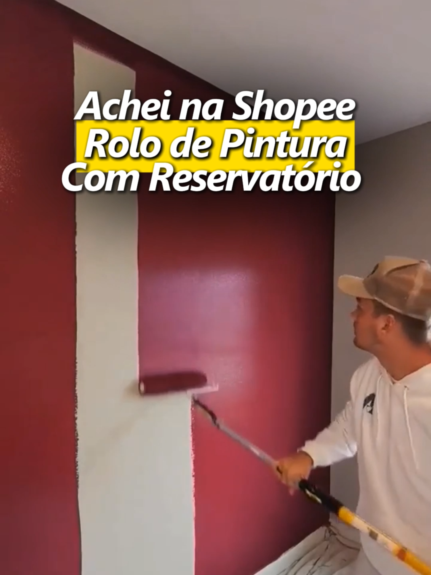 👉 Você encontra o l!nk clicável no meu perfil 🔗 Quer mais dicas e ofertas exclusivas? Entre no nosso grupo no WhatsApp e seja o primeiro a saber das novidades! Achei na Shopee um rolo super econômico com reservatório de tinta no cabo. Com ele, você pinta a casa inteira em um dia, sem sujeira e sem interrupções