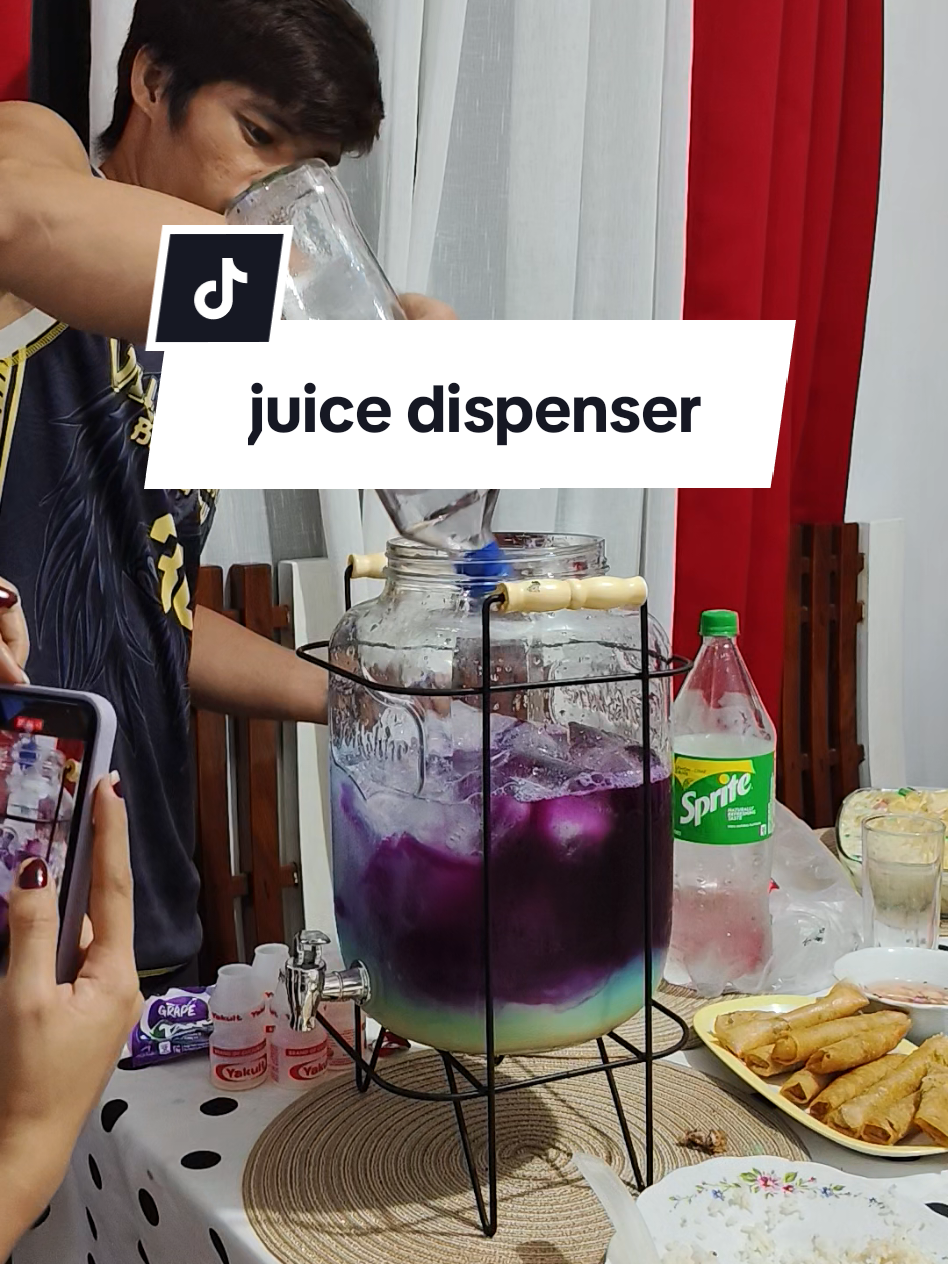 glass jar with stand and faucet #towerdrinkdispenser #juicedispenser #juicejarcontainer #jarjuicedispenser #beveragedispenser 