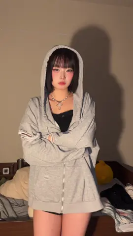 何もない日に似合いそうとか好きそうとか言ってプレゼントとかサプライズされたら女の子みんな喜ばない人いないよね#fjk #高一 #09 #10 #fyp 
