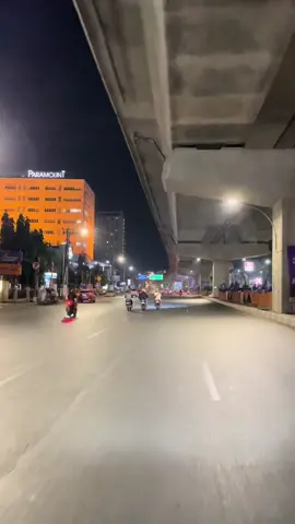 makassar dengan vibes malamnya #makassar #pettaranimakassar 