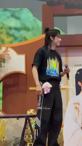 งานเมื่อคืนปิดกล้องอย่างเป็นทางการ16.08.2025📸LiveLongandprosper🐟ทะยานปลาเค็ม🌱🥔💜#หวังเฮ่อตี้王鹤棣 #dylanwang王鹤棣 #หวังเฮ่อตี้ #เปิดการมองเห็นtiktok #ฟีดดดシ 